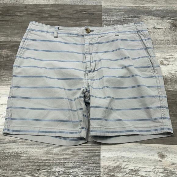 Vineyard Vines 7 Inch Island Blue Gray Blue Stripe Mens 34 Coastal Chino Shorts - Picture 1 of 12
